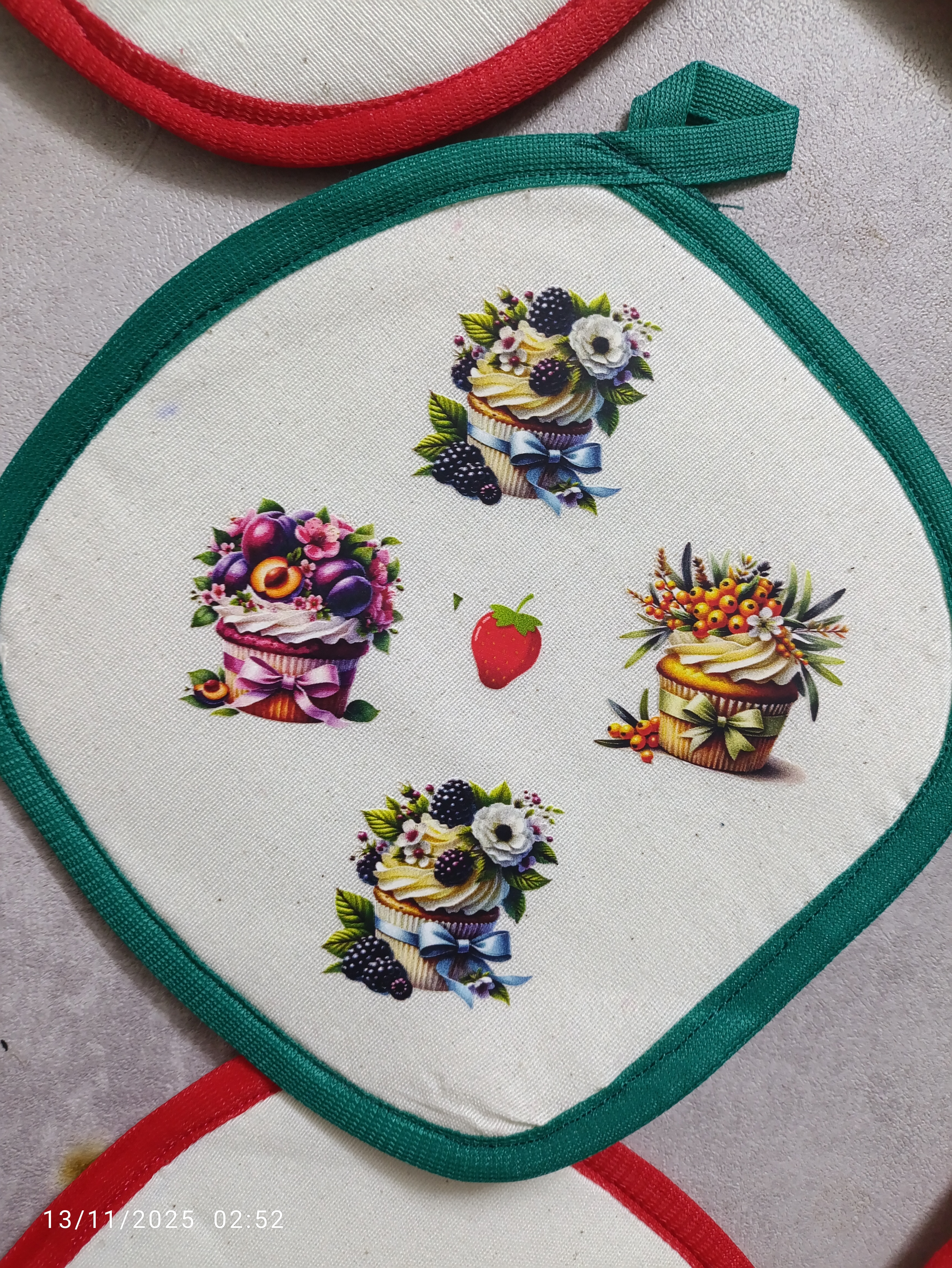 پارچه متقال گرم بالا ،طرح‌کاپ کیک